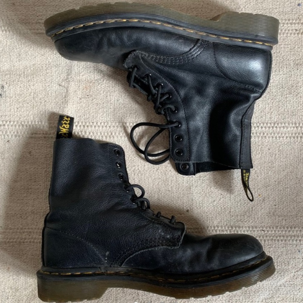 COPY - Dr. Marten 1460 Pascal Virginia Boot